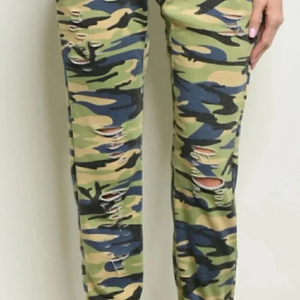 CAMO PRINT JOGGERS WITH POCKETS - Picture 3 of 4